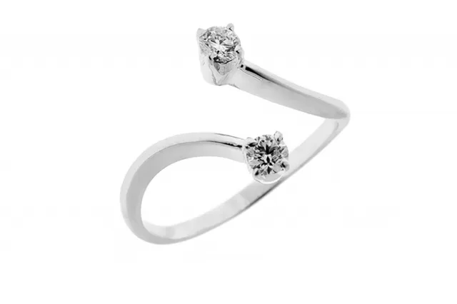 Anello Bilogy in argento 925% rodiato bianco con Zircone da 0.30ct